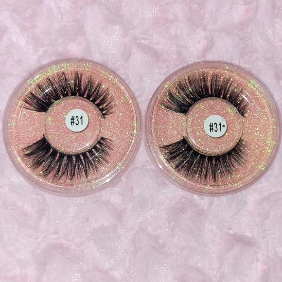 ✨️2 Sets of 3D False Eyelashes - Picture 13 of 13